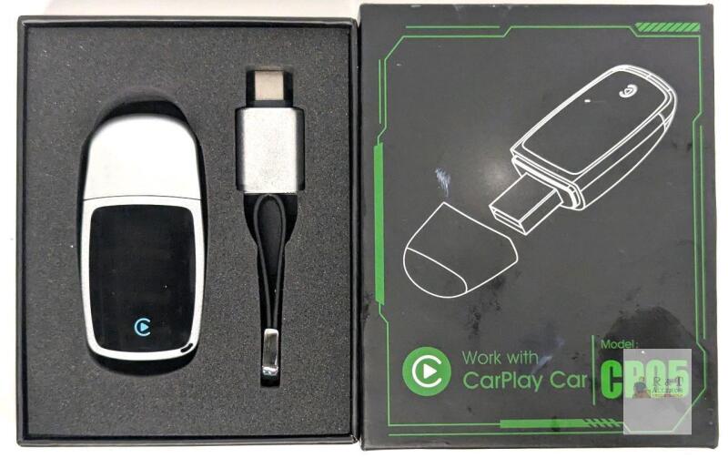 CP05 Wireless CarPlay Adapter - USB-A/USB-C, iPhone 6+ Compatible, Zinc Alloy+ABS, Boxed