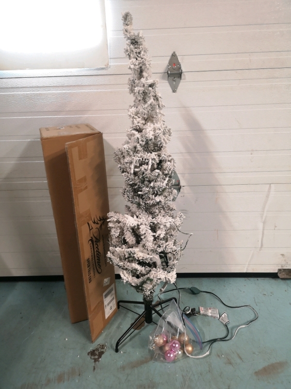 Decorative 5" Snow Belle Tree with Lights - working