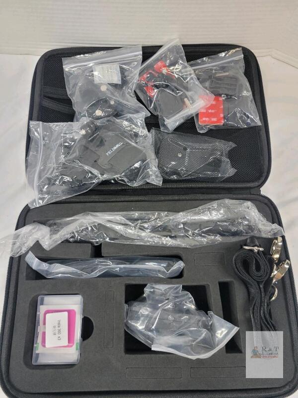 New - Pellking Selfie Stick & Headgear Combo Kit w/Case . Appears Complete