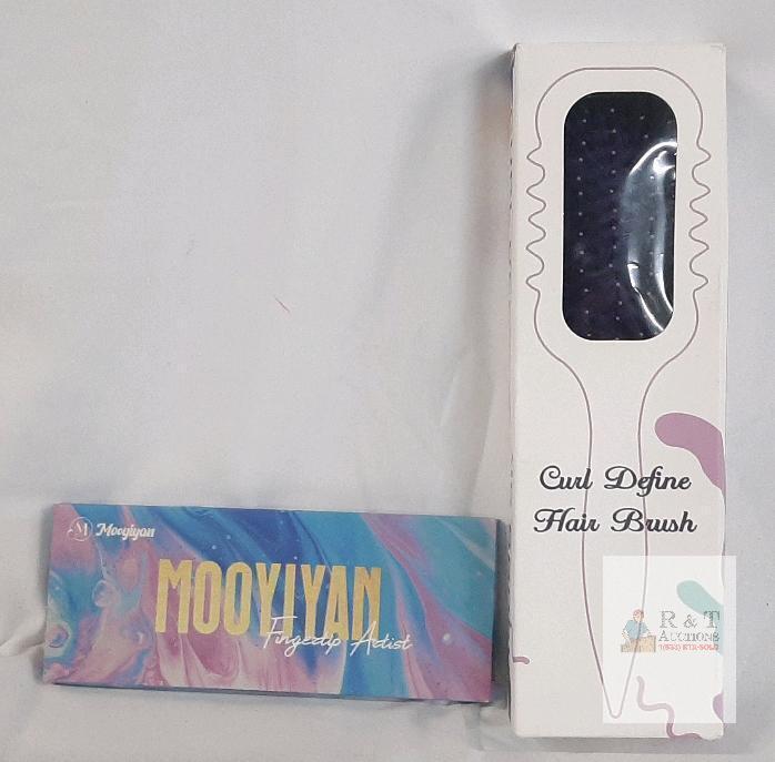 NEW Mooyiyan Fingertip Artist Gel Nail Strips & Curl Define High Density Nylon Hair Brush,