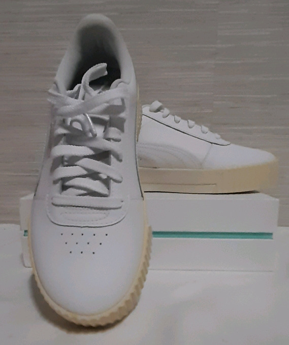 PUMA Women's Carina Size CA 8.5 EUR 39