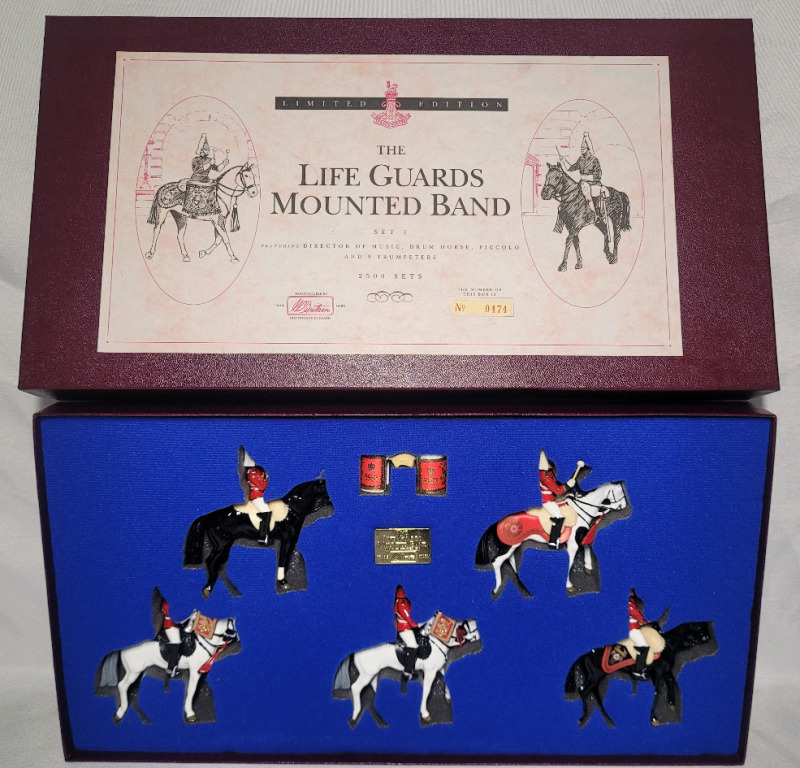 Wm Britains ' The Life Guards Mounted Band ' Toy Soldier Miniatures , Set 1