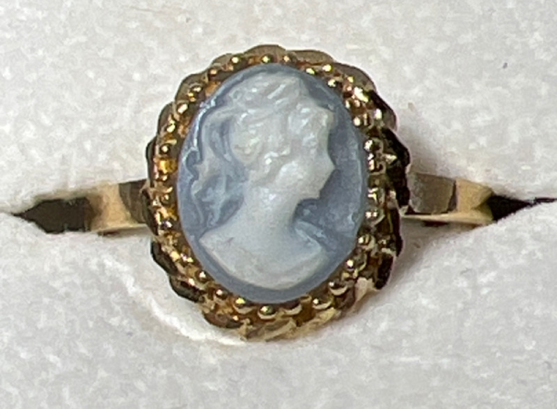 Vintage 10K Gold Blue Wedgewood Style Cameo Ring