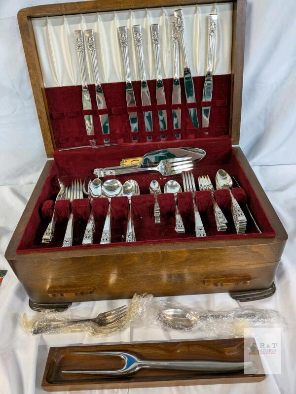 Flatware with Ornate Floral Handles & Wooden Storage Chest: Some silver plate, mostly stainless