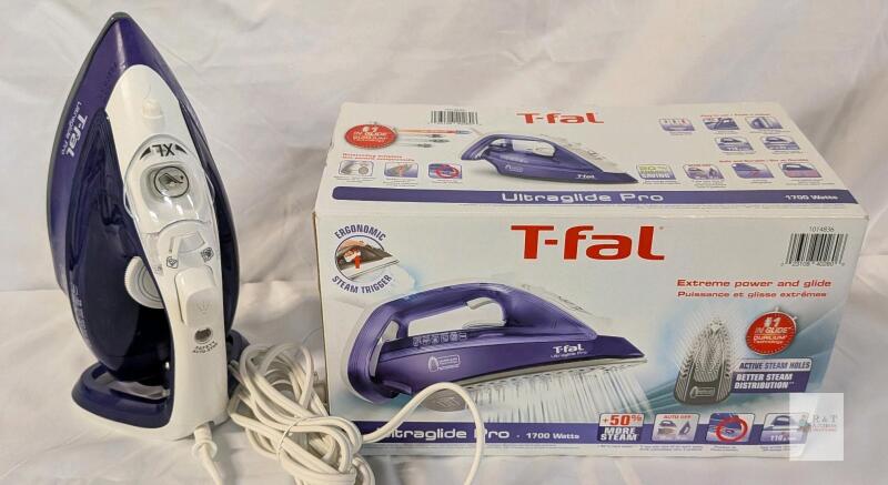 T-fal Ultraglide Pro Steam Iron, 1700W, Durilium Soleplate, 9.5oz Tank, Auto Shutoff