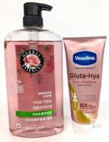 Herbal Essences Rose Hips Shampoo 29.2oz Pump & Vaseline Gluta-Hya Dewy Radiance Serum-Lotion 200mL Note: Online returns. Volumes may be lower than listed