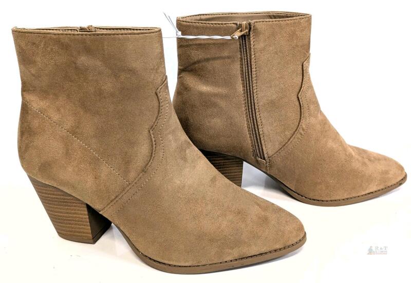 New Size 10 Women's Faux Suede Almond Toe Ankle Boots With Side Zipper Access