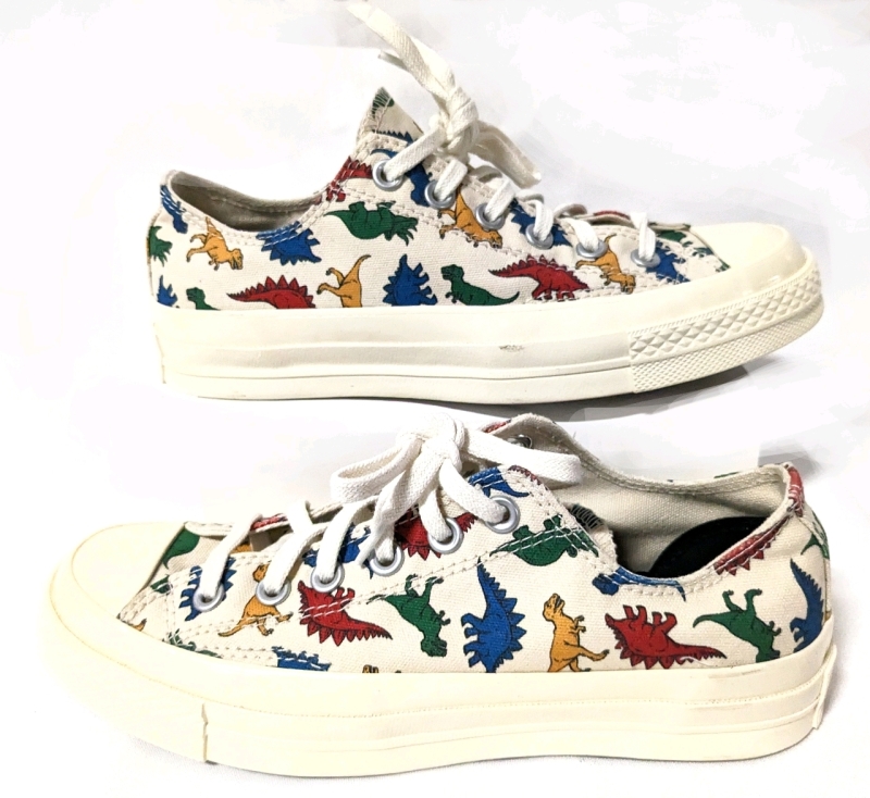 New CONVERSE Unisex Custom Chuck 70 Vintage Canvas By You: Dinosaurs (Men's Size 5.5 / Women's Size 7.5)