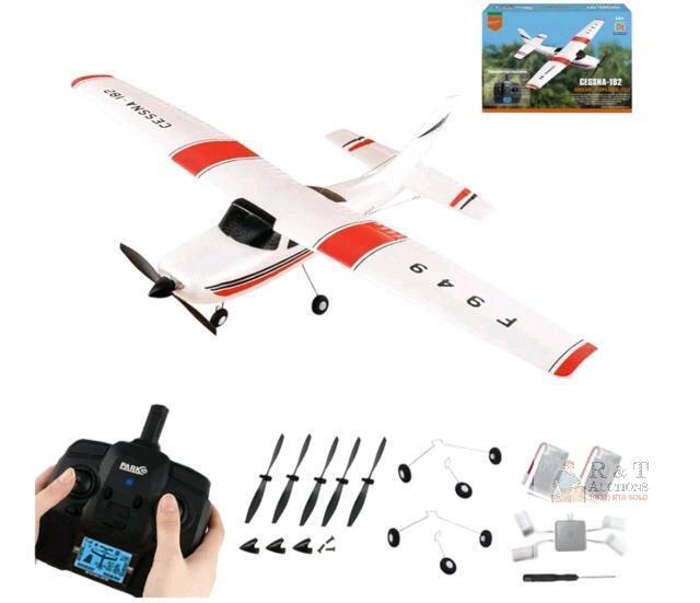 New TopRace Trainer 3 Channel Remote Control Plane, 2.4GHZ, 6 Axis Control, Retail's for $99.99