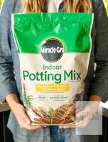 New Miracle-Gro Indoor Potting Mix 6 Quarts