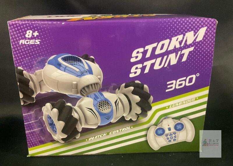 New Xpower Storm Stunt RC Car