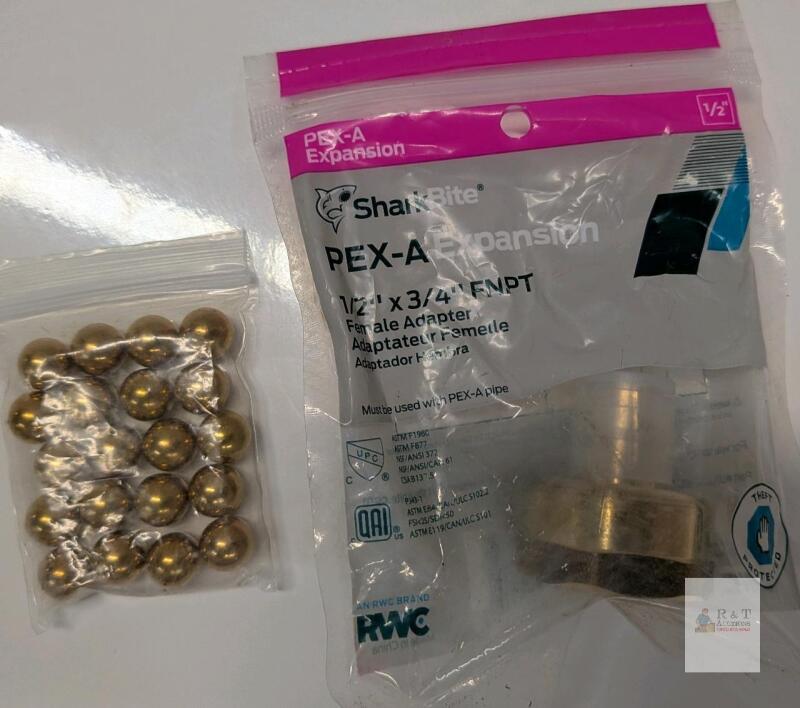 NEW SharkBite PEX-A Expansion 1/2" x 3/4" FNPT Adapter + 20 Brass 1/2" Valve Balls