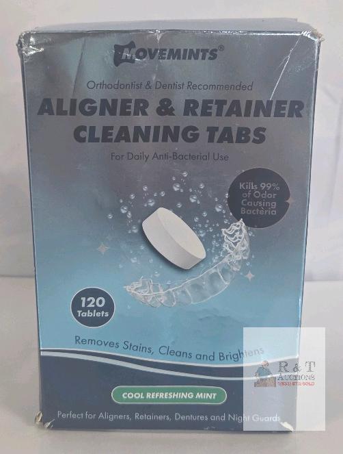 NEW expires 4/16/2028 Movemints Aligner & Retainer Cleaning Tabs 120 Count, Mint, Anti-Bacterial, Cleans in 5 Minutes