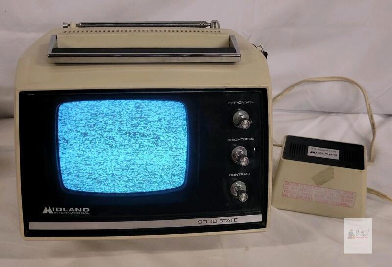 Vintage Midland International 5" Solid State Black & White Television . Working