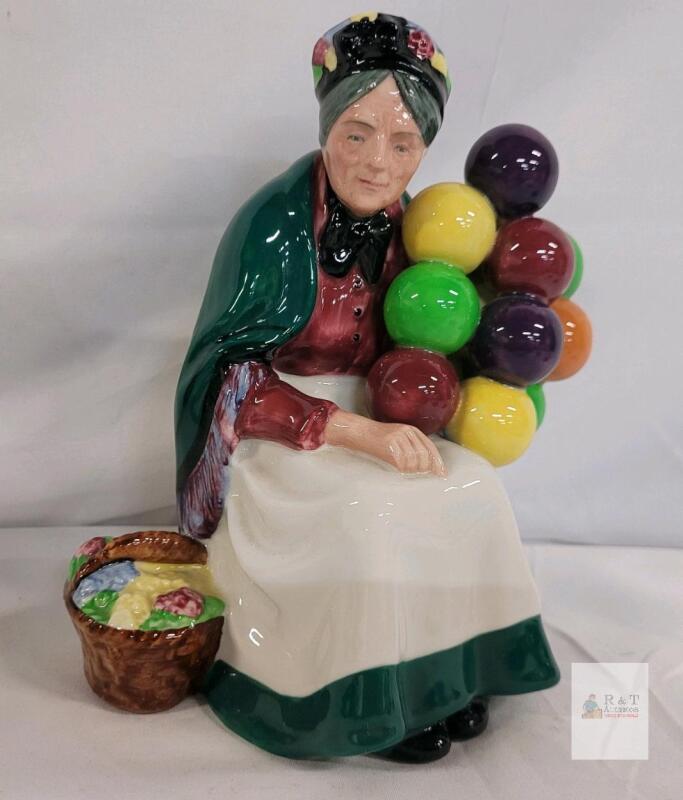 Royal Doulton "The Old Balloon Seller" HN 1315 Figurine, Leslie Harradine, England, 7.5" Tall