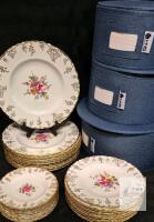 Royal Crown Derby Vine Bone China 32-Piece Plate Set, Dinner Salad Bread, Gold Trim England