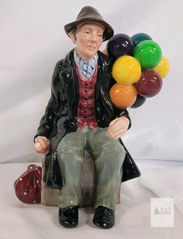 Royal Doulton "The Balloon Man" HN1954 Figurine, Leslie Harradine, England, 7.5" Tall, Multicolor