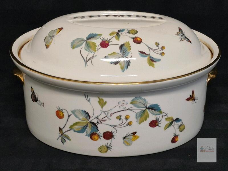 Royal Worcester Strawberry Fair 12" Porcelain Casserole Dish with Lid, Gold Trim, England