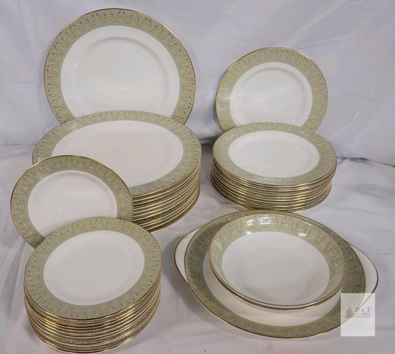 Royal Doulton " Sonnet " 38pcs. Bone China . Plates , Bowls & Tray