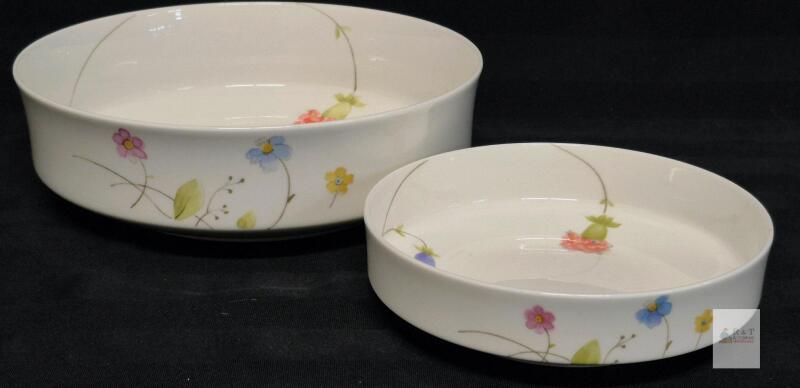 Mikasa Just Flowers A4-182 Bone China 9.5" Serving Bowl Round Japan Floral Pattern