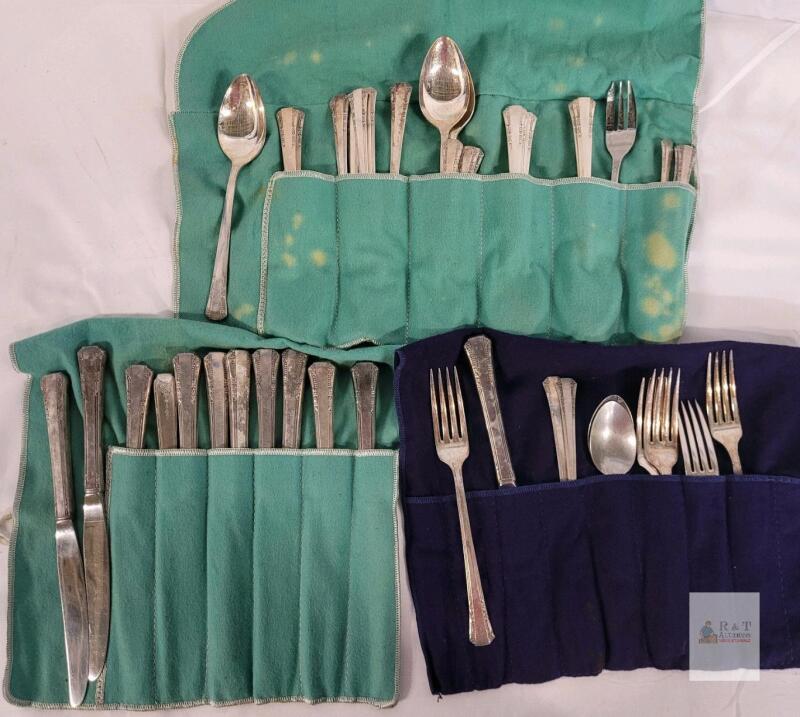 Vintage Oneida Rogers Silver Plate Community Silverware