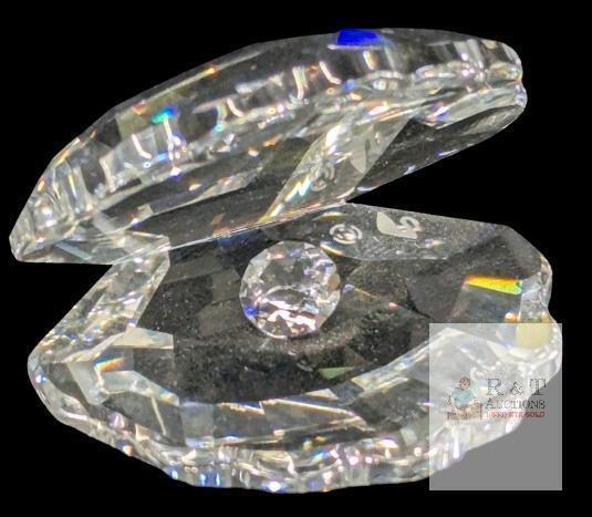 Signed SWAROVSKI Open Clam Shell With Crystal Pearl, 1" No Chips or Cracks