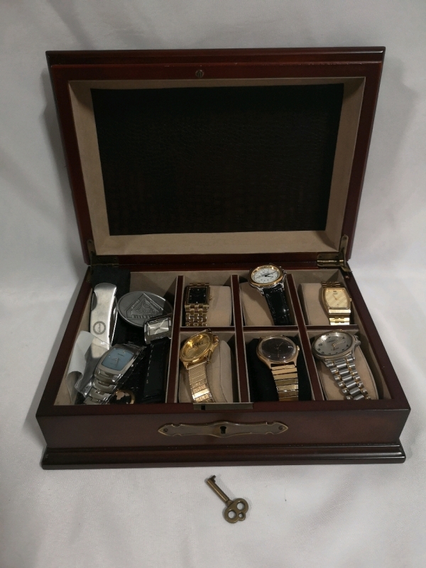 Vintage to Modern Men's Watches in Bombay Wooden Box with Key
