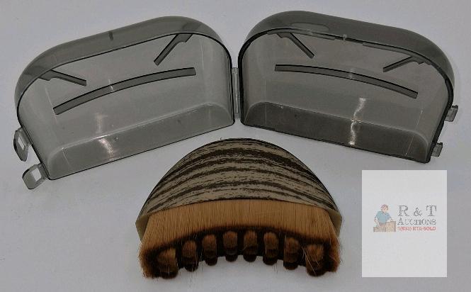 NEW Lymphatic Contour face brush, with travel case