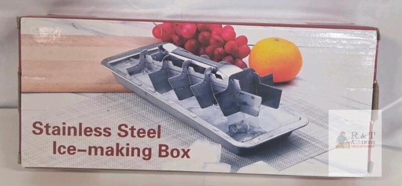 NEW Stainless Steel Vintage Inspired Ice Cube Tray, 10-Cube, Removable Divider, Dishwasher Safe