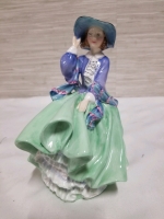 Vintage Royal Doulton titled TOP OF THE HILL