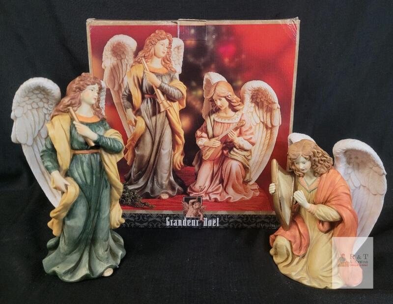 Grandeur No&euml;l Collector&rsquo;s Edition 2-Piece Hand-Painted Porcelain Angel Figurine Set w/ Box 9"