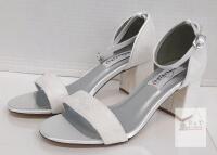 NEW White Satin Block Heel Sandals, Size 5M, Leather Sole, Ankle Strap Buckle