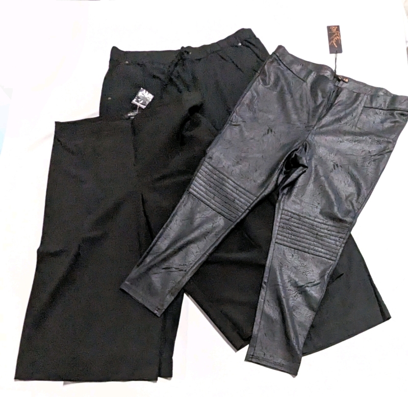 3 New Pairs Ladies Plus Size Pants (Size 20 & 22)