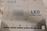 New SOLLA 200W LED Flood Light, IP66 Waterproof, 16000lm, 1060W Equivalent