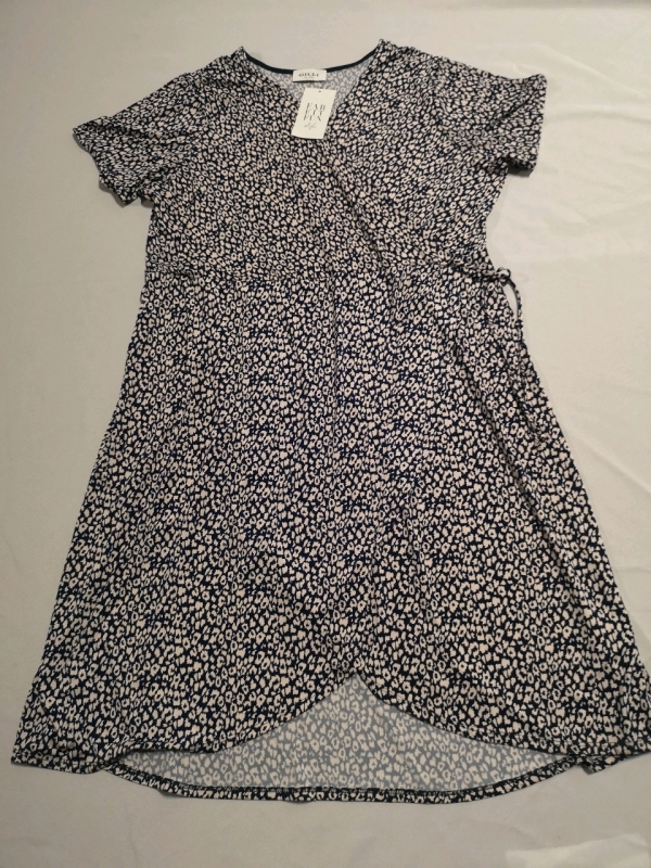 New Summer Dress sz 3XL by Gilli