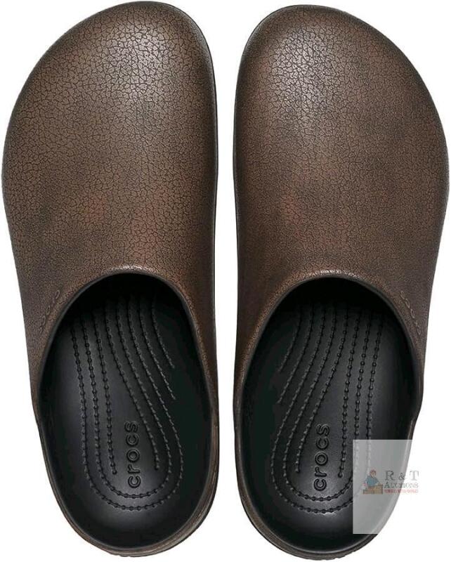 New Size 13M / 11W CROCS Dylan Burnished Clog Mocha Lightweight Slip-On 209517-2ZH