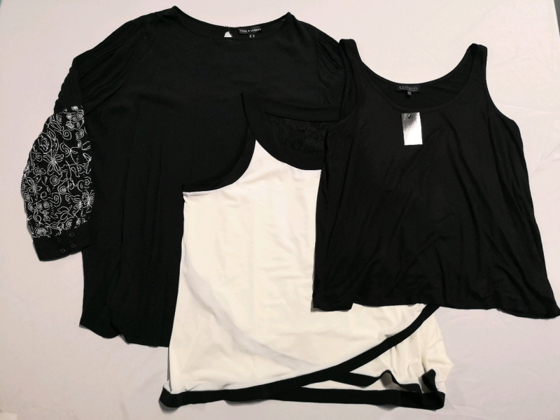 3 Women's Tops sz 18 to 20 & 2XL - Laura Plus