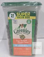 BB MAY 26 Feline Greenies Dental Treats, Oven-Roasted Chicken Flavor, 21 oz Tub