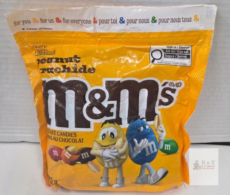 M&M&rsquo;s Peanut Chocolate Candies, Party Size 1.72kg, Best Before 01/2027, Sealed Bag