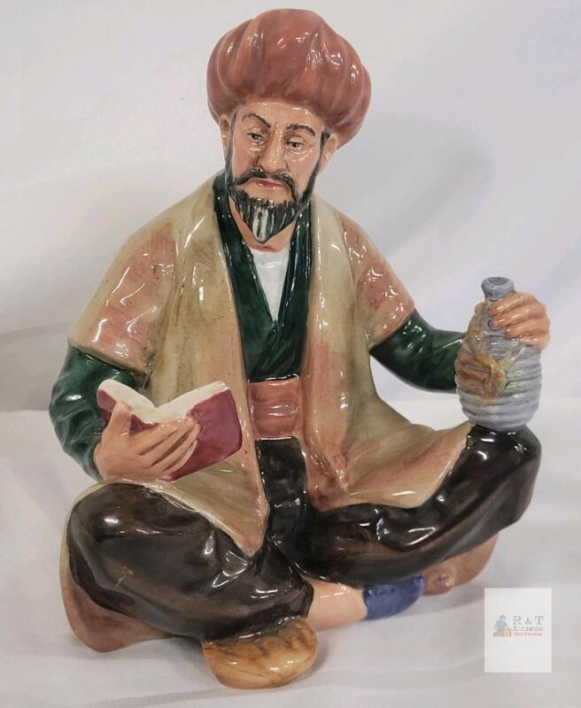 Vintage Royal Doulton " Omar Khayyam " Figurine , HN 2247 . Measures 6 &frac14;" tall . No chips or cracks