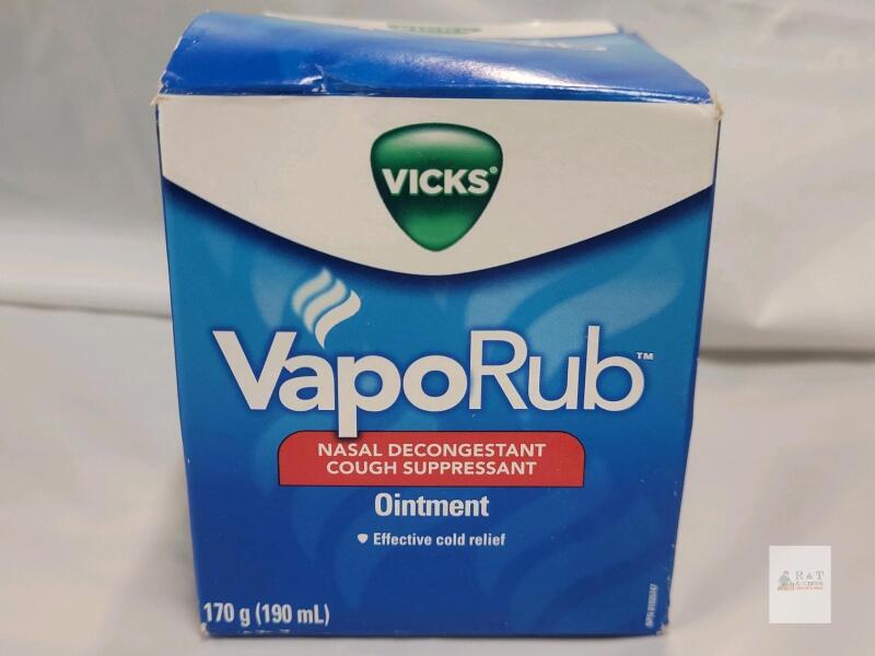 Vicks VapoRub Ointment, 6 oz (170 g), Nasal Decongestant and Cough Suppressant