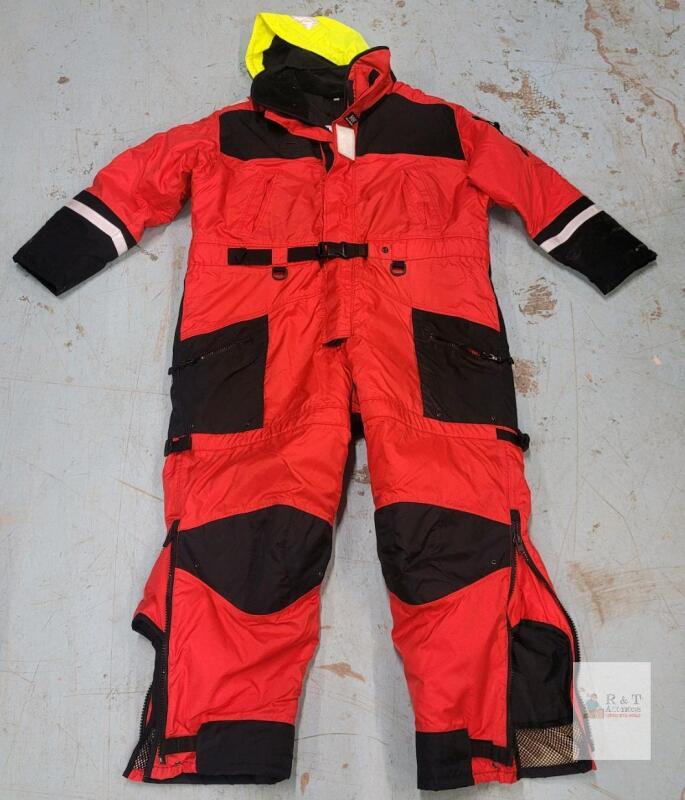 HH Helly Hansen X-Large Flotation Suit . Model # 082010-10
