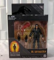 New Dr. Ian Malcolm Jurrasic Park Figurine