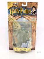 Sealed Vintage 2001 Harry Potter And The Sorcerer's Stone : Invisibility Cloak Harry (Wizards Collection) Action Figure