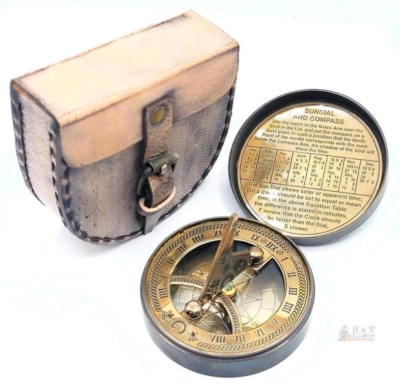 New 2 ⅝" Solid Brass Combination Sundial & Compass in Leather Pouch