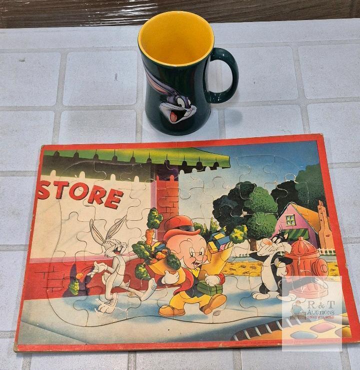 Vintage Jaymar Warner Bros. Tray Puzzle & 1999 XPRES Bugs Bunny Ceramic Mug Looney Tunes Set