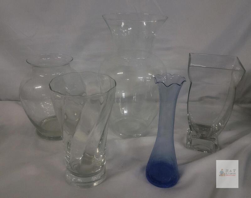5pc. Home Decor Vases .