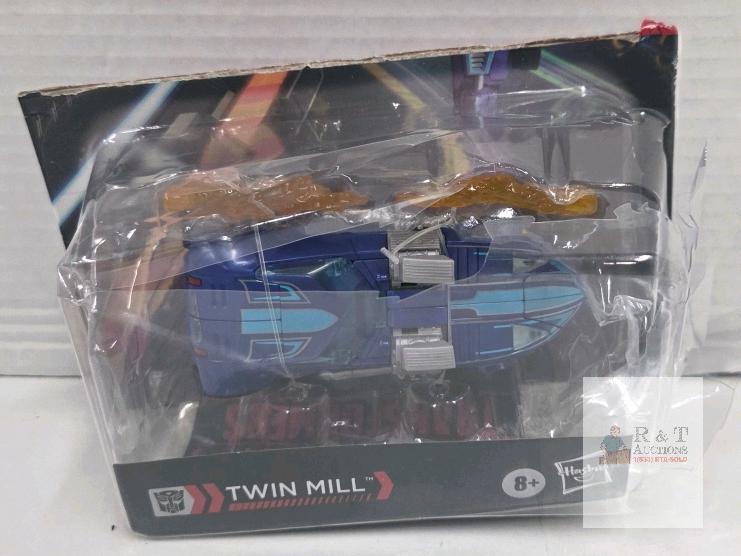 Hot Wheels x Transformers Twin Mill Collaborative Figure, 5" Robot, 21-Step, 2024 Hasbro Mattel
