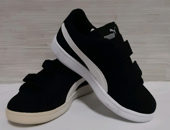 PUMA Smash in Black Size 11C CDN EUR 28