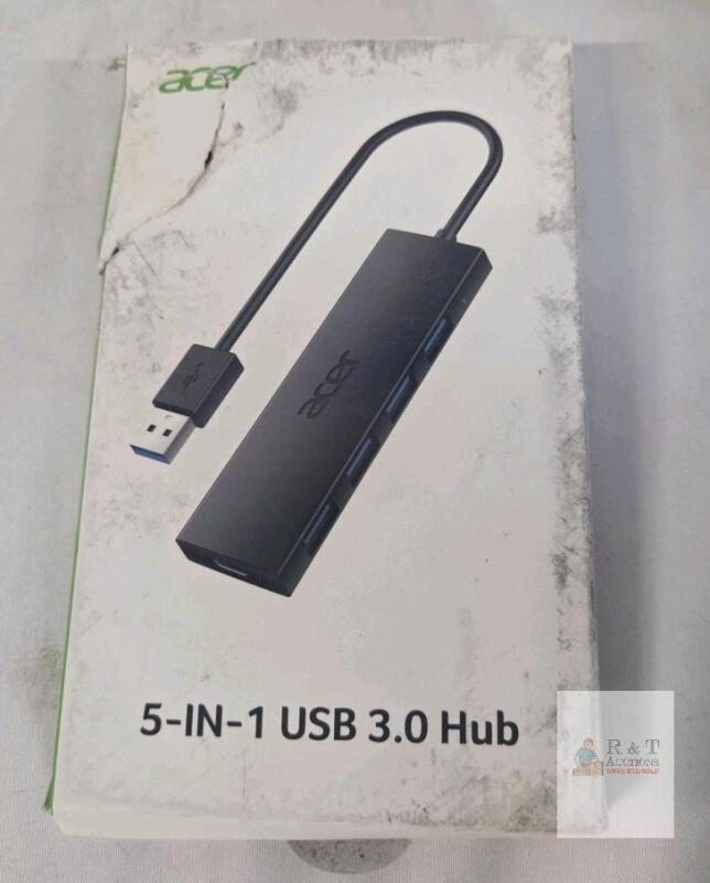 Acer CDK350 5-IN-1 USB 3.0 Hub, 4 USB-A, 1 USB-C, Windows/Linux/macOS Compatible